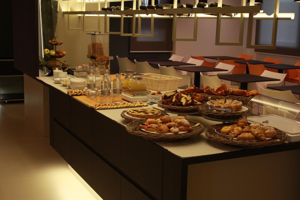 Hotel San Giorgio Riccione Bagian luar foto