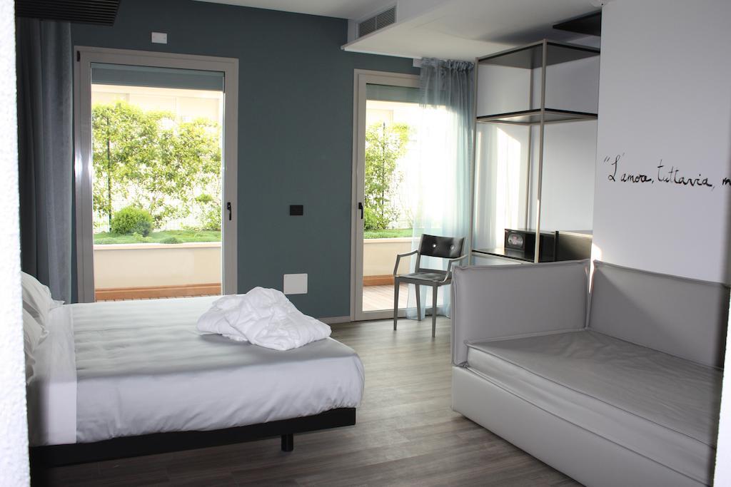 Hotel San Giorgio Riccione Bagian luar foto