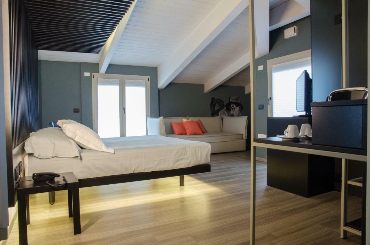 Hotel San Giorgio Riccione Bagian luar foto
